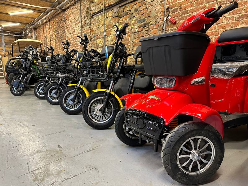 Электроскутер Rutrike Пилот синий Электроскутер Rutrike Пилот синий